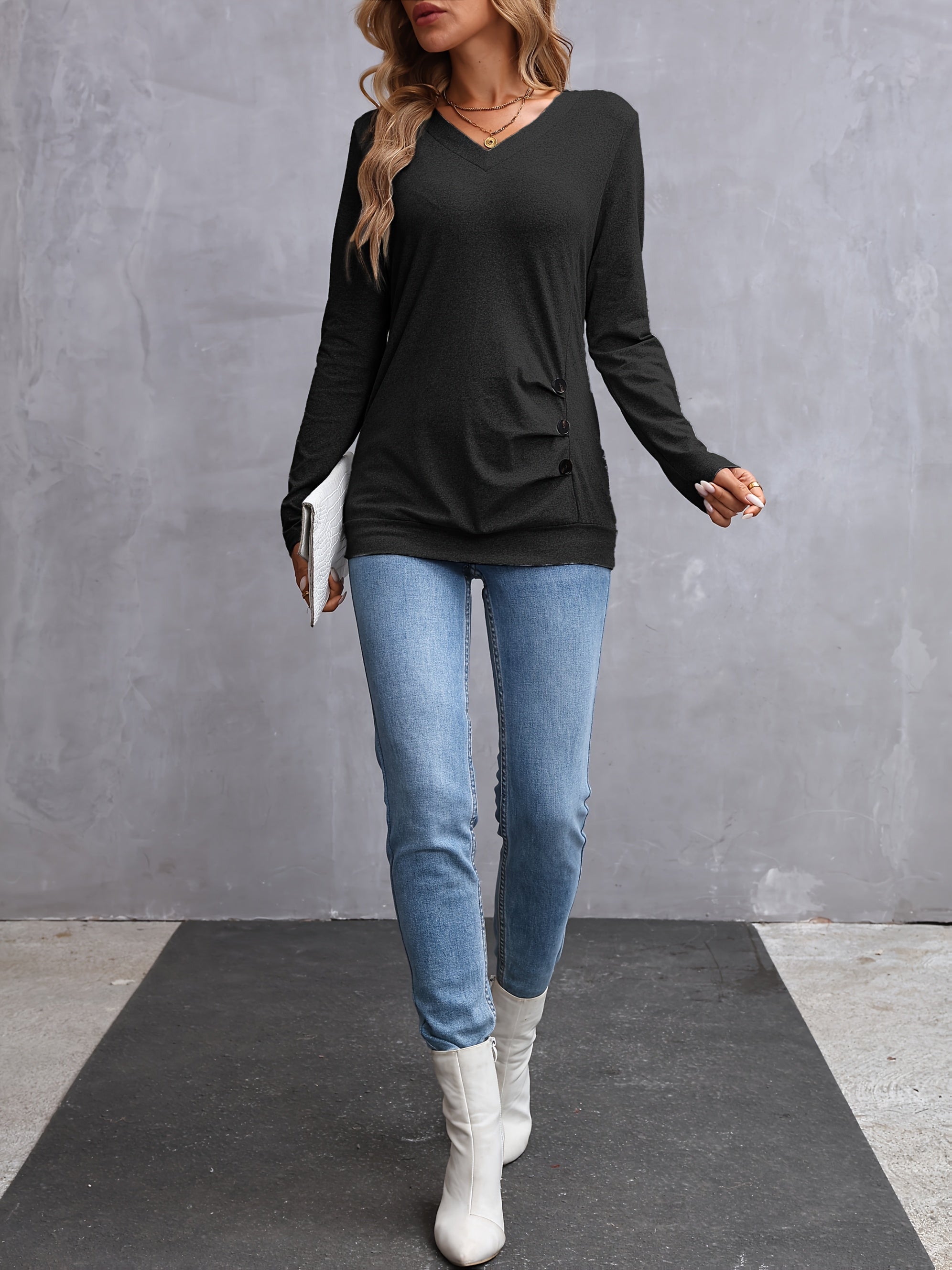 Women's V-Neck Long Sleeve Top