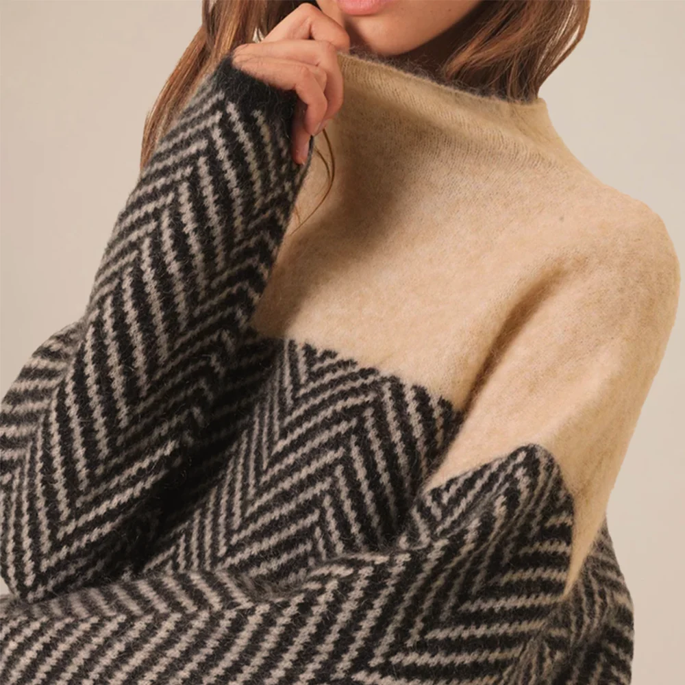 Elegant Cashmere Sweater | Turtleneck Design with Unmatched Softness | Versatile Style for All Occasions 6