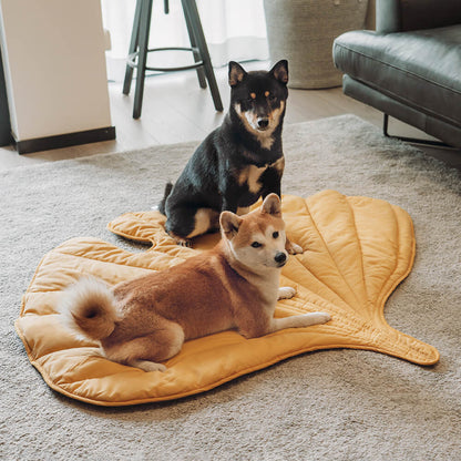 Leaf Shape Dog Blanket