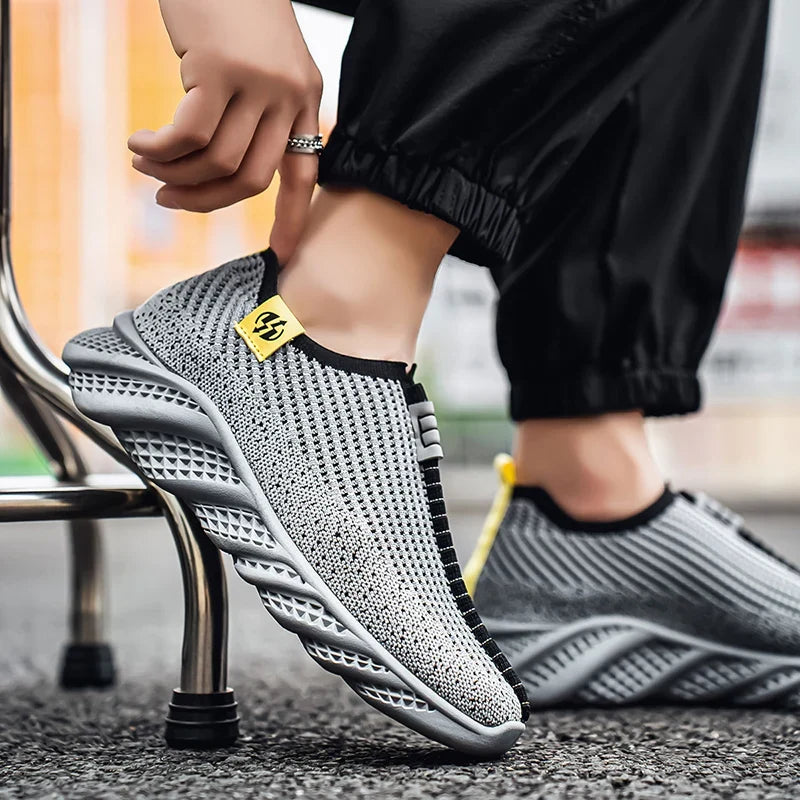 Veyron | AirKnit Slip-On Sneakers