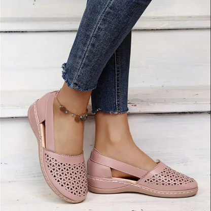 Carina | Cushioned Walking Shoes