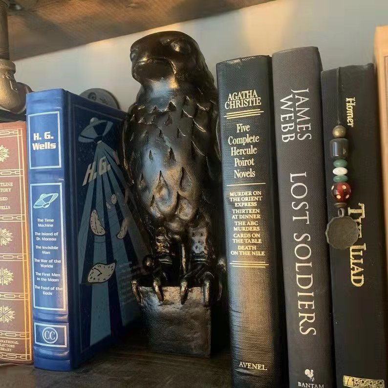 Classic Maltese Falcon Statue Modern Decoration