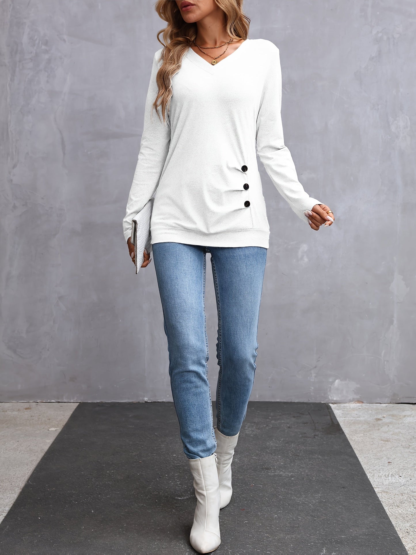 Women's V-Neck Long Sleeve Top