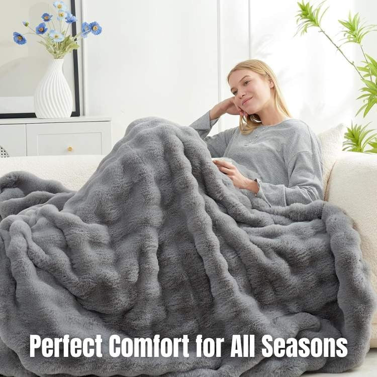 CloudStripe Faux Fur Weighted Blanket