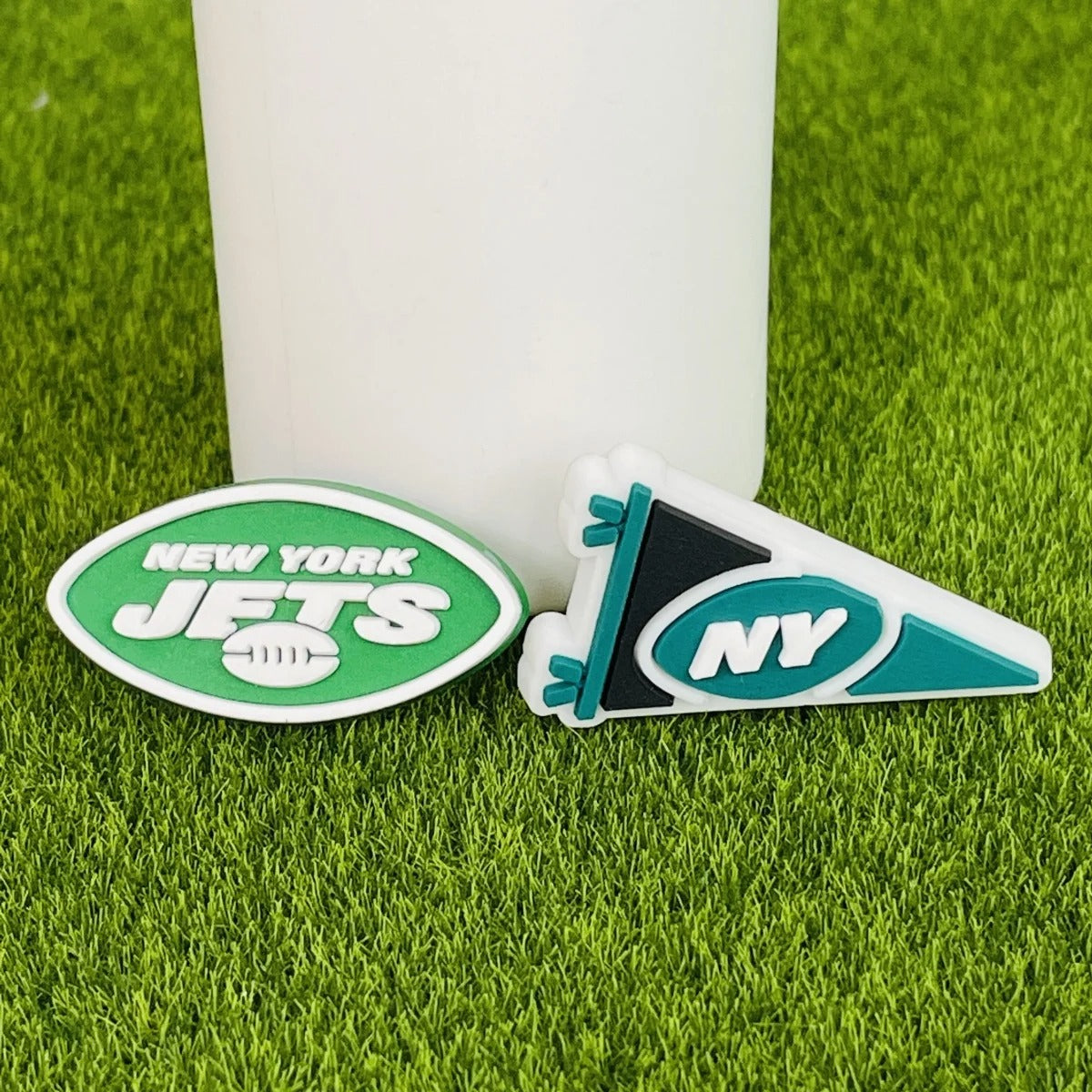 7pcs New york Jets Football Shoe Charms for Clog Sandals – Sports Team Accessories for Birthday Party Gifts