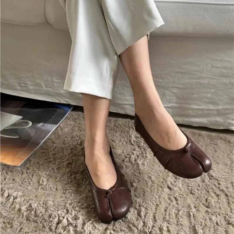 Noor | Split-Toe leather Mules