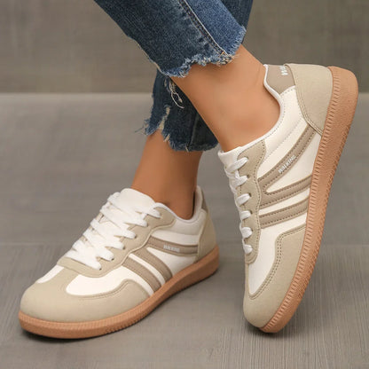 Nora | Women's Wide-Fit Lace-Up Shoes