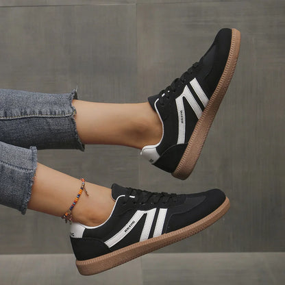 Nora | Women's Wide-Fit Lace-Up Shoes