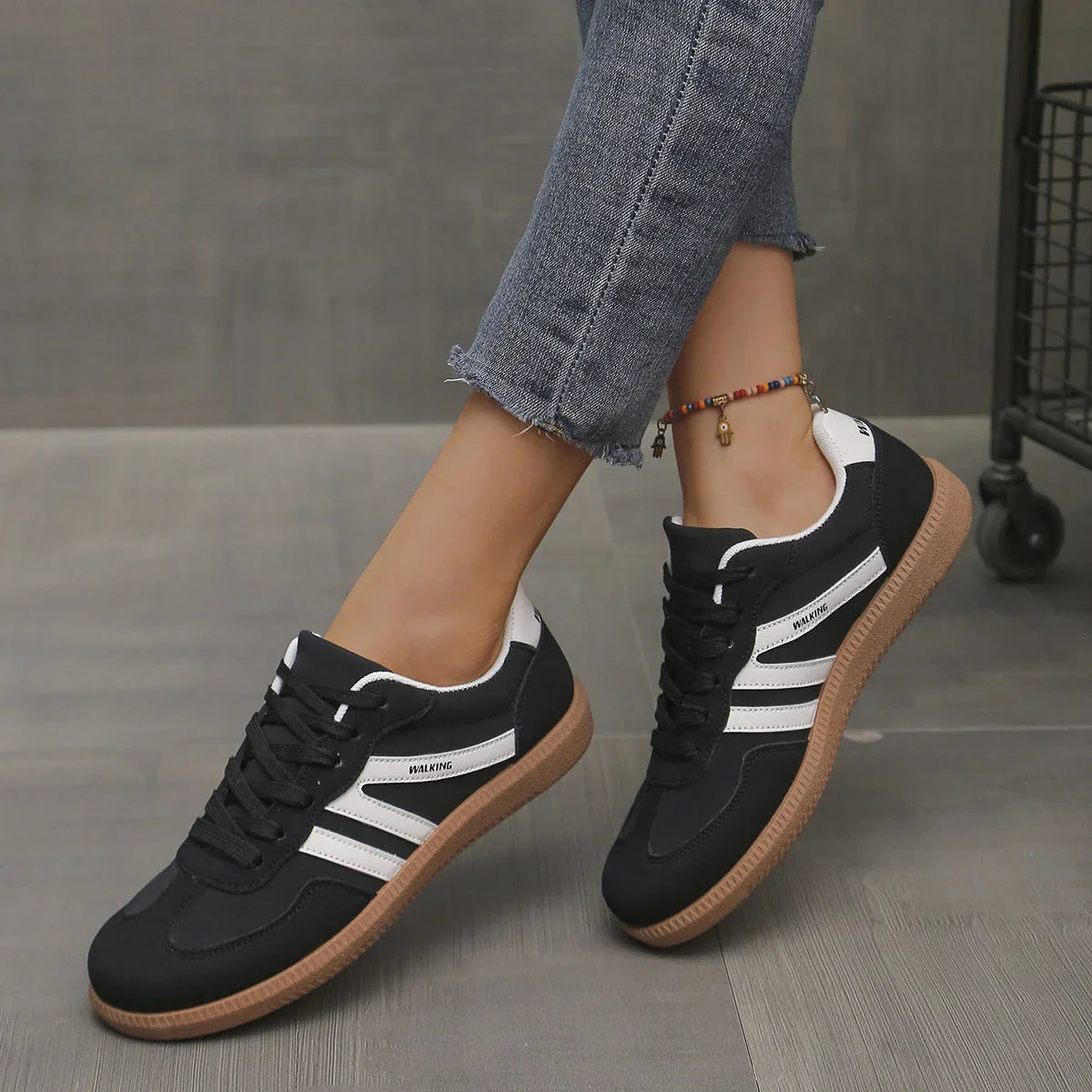 Nora | Women's Wide-Fit Lace-Up Shoes