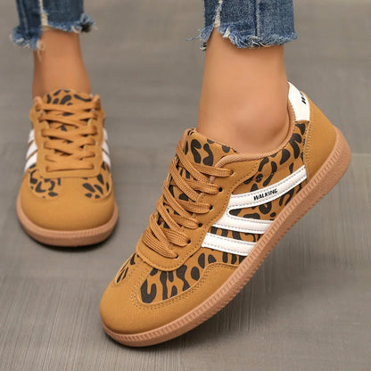 Nora | Women's Wide-Fit Lace-Up Shoes